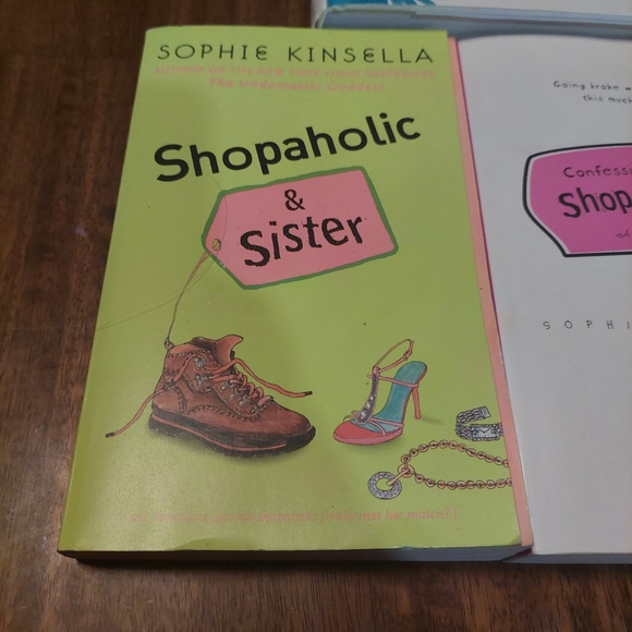 Confessions Of A Shopaholic Lot of 5 Twenties Girl Sophie Kinsella HC & PB Books - Picture 6 of 13
